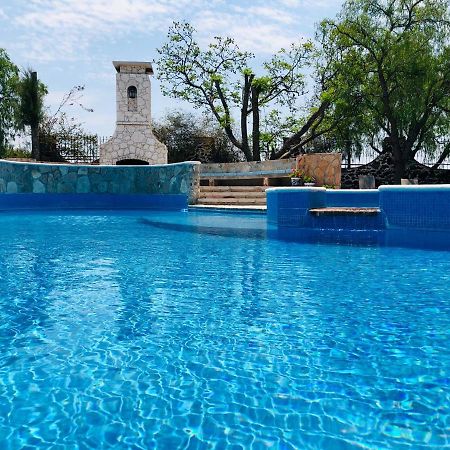 Club Vergel Resort 贝纳尔 外观 照片