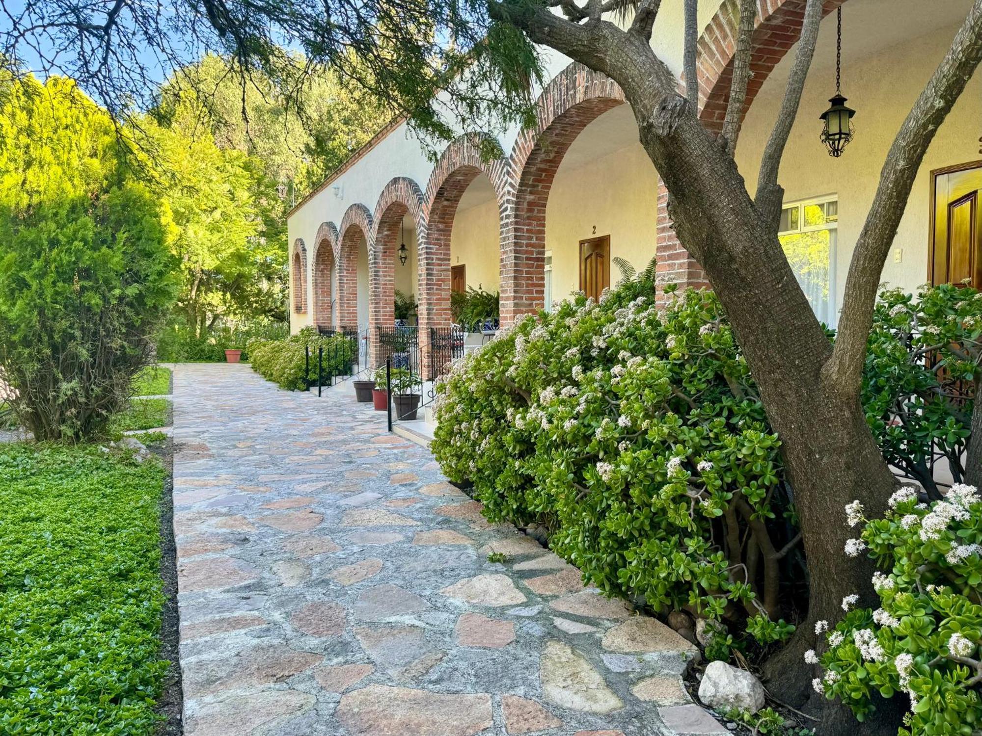 Club Vergel Resort 贝纳尔 外观 照片