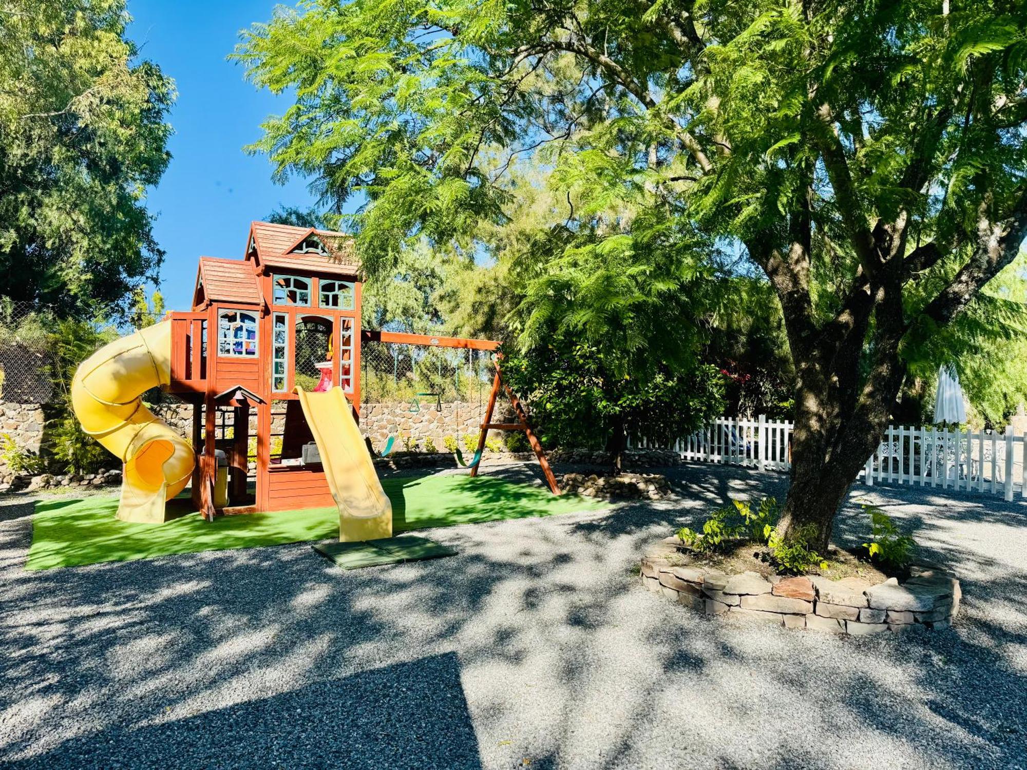Club Vergel Resort 贝纳尔 外观 照片