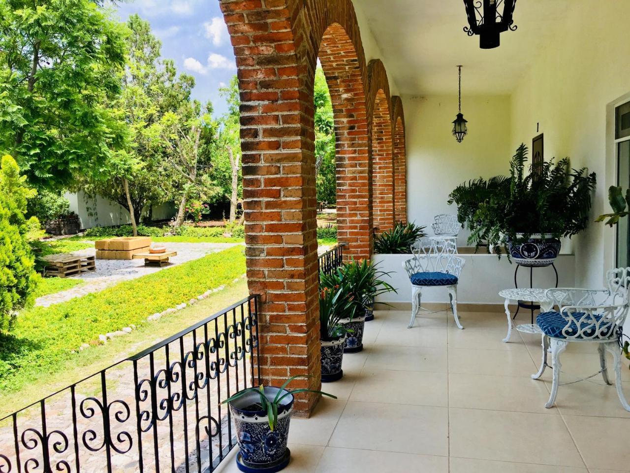 Club Vergel Resort 贝纳尔 外观 照片