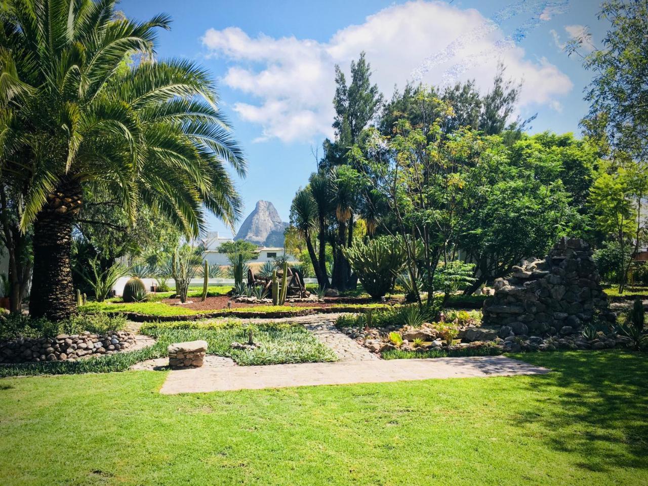 Club Vergel Resort 贝纳尔 外观 照片